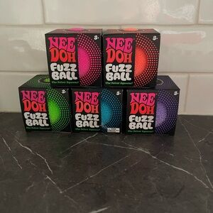 NeeDoh Fuzz Ball 5 Pack